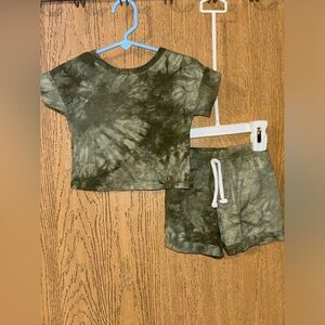 12-18m green tye dye outfit